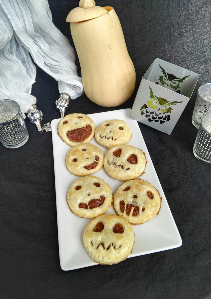 Una foto de Hojaldre dulce de calabaza y zanahoria Halloween