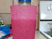 A picture of milkshake with yogurt