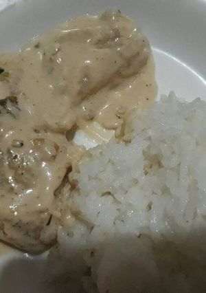A picture of Cream Dory with Bechamel sauce.