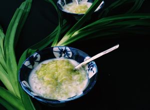 Hình của món Chè bắp lá dứa.