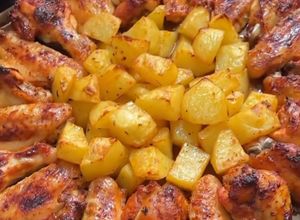 Foto de Asas de frango assadas no forno