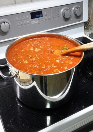 A picture of Spaghetti sauce.