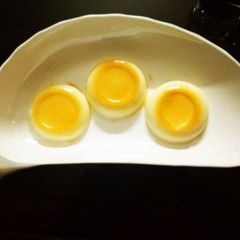 A picture of Eggless Caramel Custard.