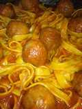 Nidos de espinacas con albóndigas
