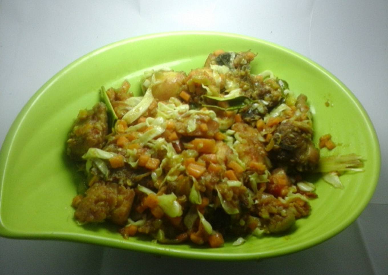 Ayam Rica-rica Ft. Kol & Wortel