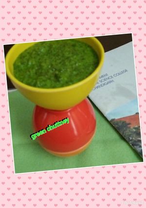 A picture of #Green(Mint leaves)chutney.