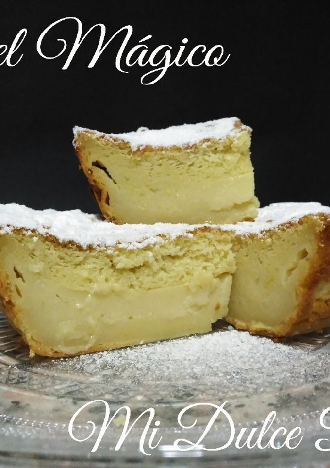 Una foto de Pastel mágico o pastel imposible
