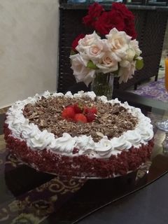 صورة لوصفة الكيكه الحمراء