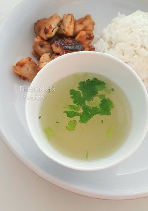 A picture of Clear Plain Soup.