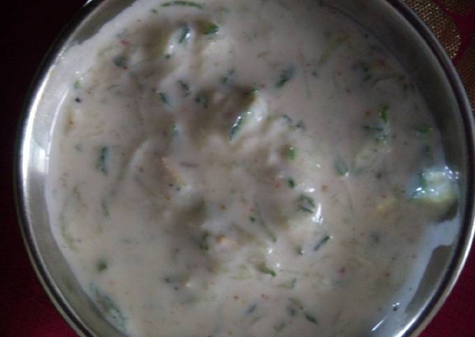 Curd raita Recipe by Deepika Parmar - Cookpad