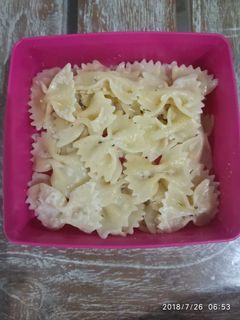 Foto resep Makaroni bentuk pita alias farfalle by barilla (bekal anak)