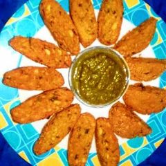 A picture of Kalmi vada.