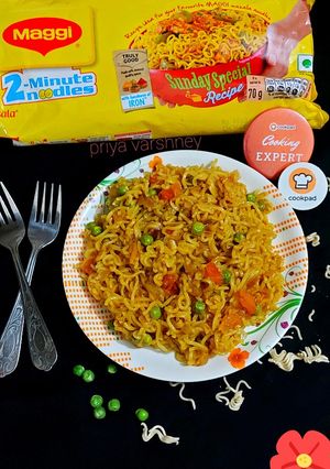 वेज मसाला मैगी (veg masala maggi recipe in Hindi) रेसिपी मुख्य फोटो