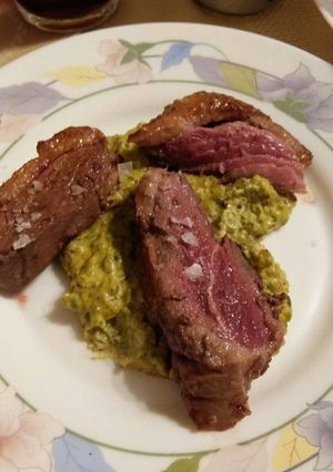 Foto principal de Magret de pato con pistachos