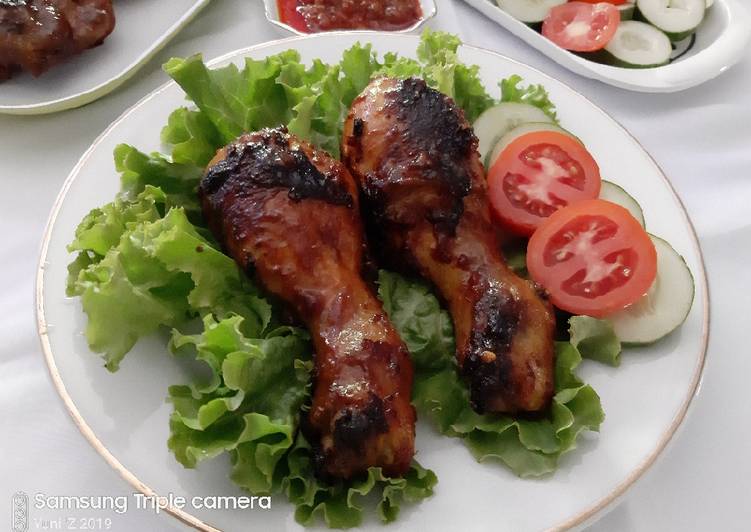 Ayam Bakar Bumbu Kuning