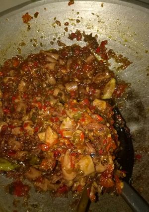 Foto resep Sambal Cumi Asin Pedas
