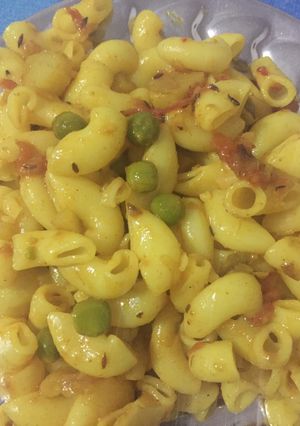 A picture of Veggi macroni.