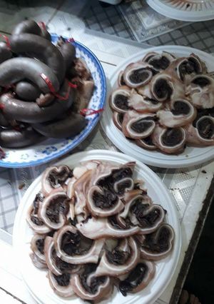 Hình của món Tai heo cuốn mộc nhĩ.