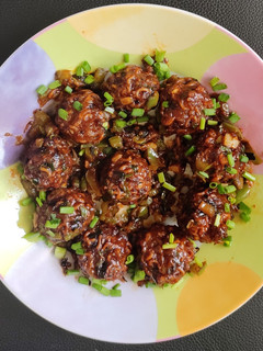 மேகி நூடுல்ஸ் மஞ்சூரியன் (Maggi noodles Manchurian) செய்முறை முக்கிய புகைப்படம்