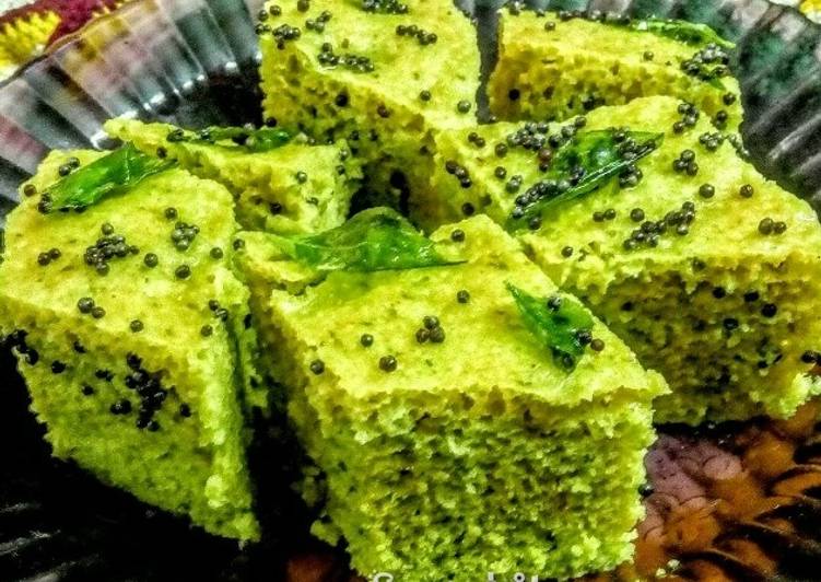2 Things You Must Know About Spinach Khaman in microwave