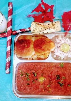 A picture of Pav bhaji.