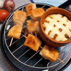A picture of Pav bhaji fondue.