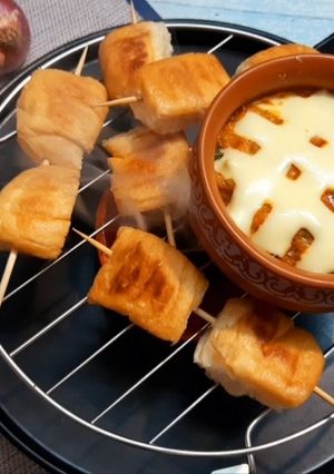A picture of Pav bhaji fondue.