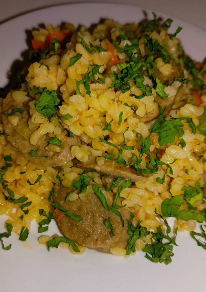 Булгур з ковбасками🤤