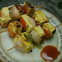 A picture of Paneer tikka.