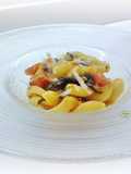 Fusilloni piccanti con catalogna
