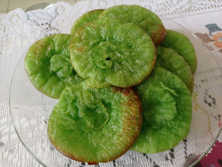 Cara Memasak Kue cucur hijau (tepung terigu) Ekonomis Untuk Dijual