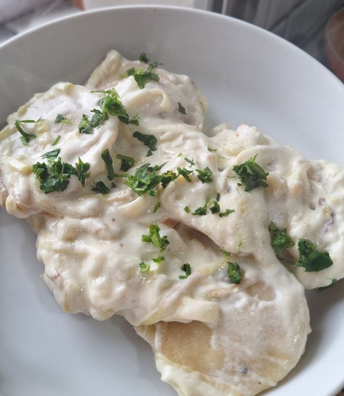 Una foto de Salsa liviana de puerros y queso crema light