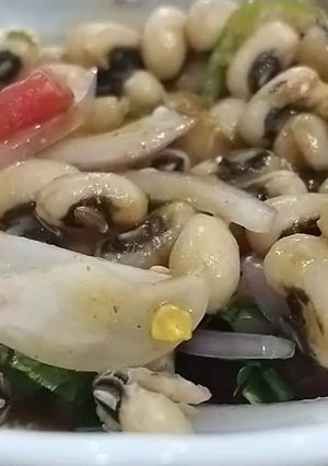 A picture of Lobia chaat.