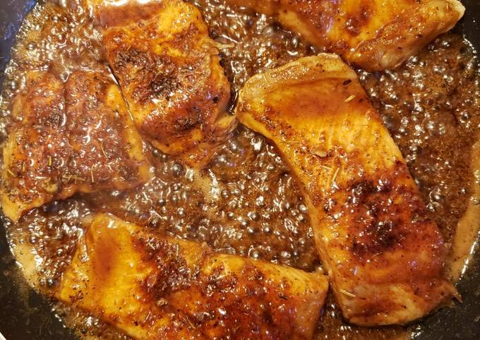 Recipe of Ultimate Honey Garlic Salmon