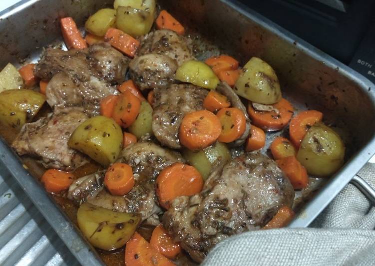 Langkah Mudah untuk Menyiapkan Garlic lemon and herbs chicken. Served w/ rustic potato &amp; carrot Anti Gagal