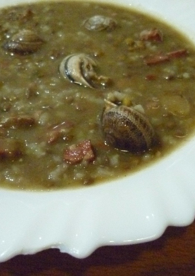 Una foto de Lentejas con caracoles