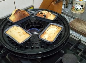 Una foto de Budines dulces cocinados en parrigas