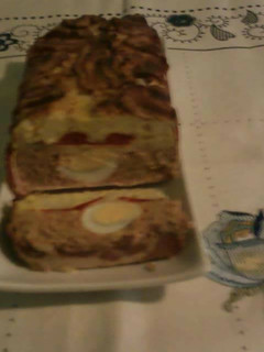 Una foto de Pastel de carne con tortilla de patata
