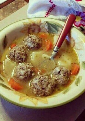 A picture of Mexican Albondigas (Meatball Soup).