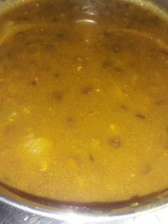 साबुत मसूर तड़का(sabut masoor daal tadka recipe in hindi) रेसिपी मुख्य फोटो