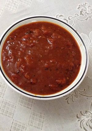 A picture of Tomato thokku.