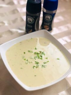 صورة لوصفة شوربة البطاطا بالكريمة 😋 لذيذة
