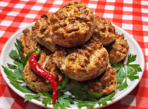 Gyors - egyszerű töpörtyűs pogácsa recept fotója