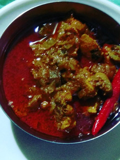 ஹோட்டல் ஸ்டைல் ஹைதராபாதி சிக்கன் கறி (Hyderabad chicken curry recipe in tamil) செய்முறை முக்கிய புகைப்படம்