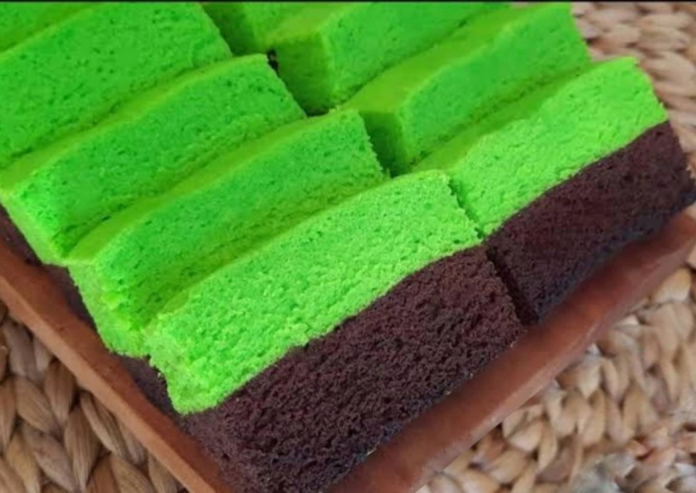 Bolu kukus pandan coklat takaran sendok