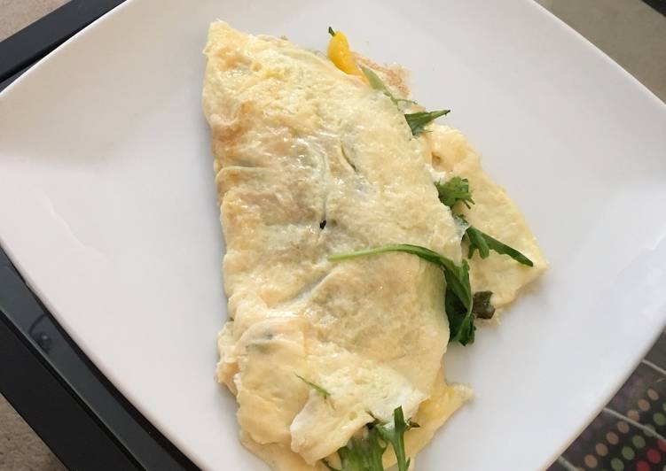 Step-by-Step Guide to Make Perfect Simple Egg Omelette