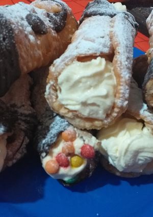 Una foto de Mis Cannolis!😍
