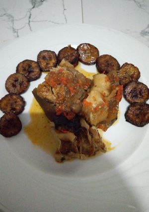 A picture of Cow head pepper soup.
