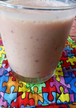 A picture of Banana smoothie.