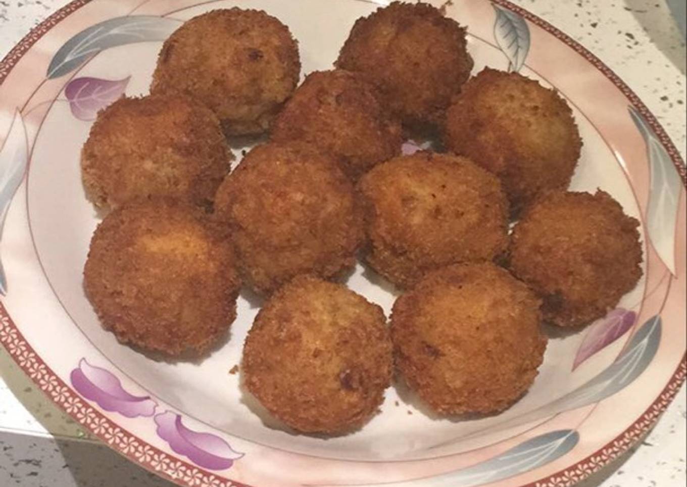 Chicken and potato cheeseballs